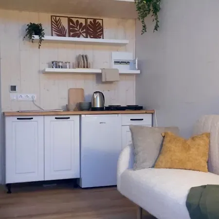 בית נופש Airport Light